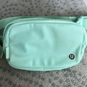 Lululemon mint belt bag. Brand new condition!!!